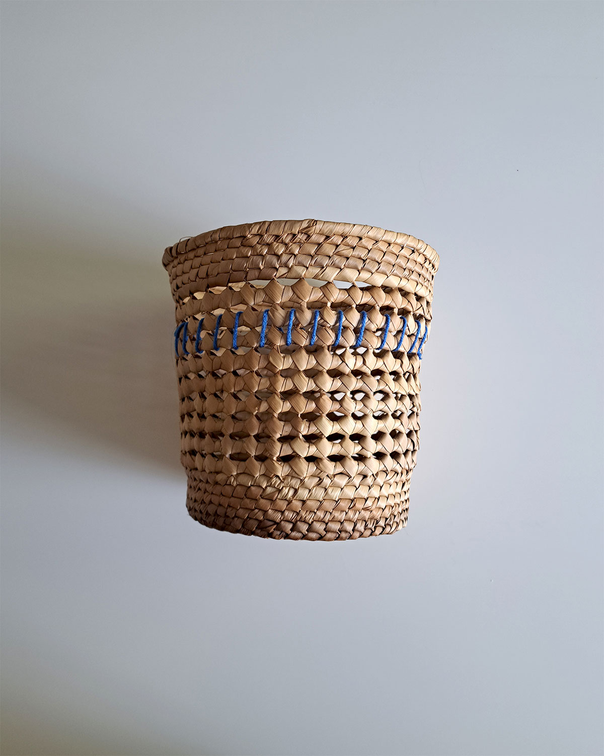 Basket, fixed