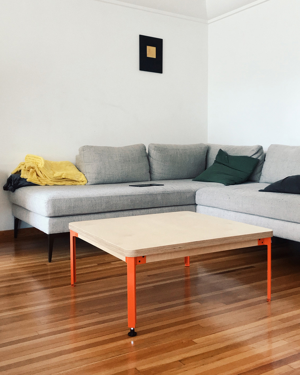 Lvs.T low table