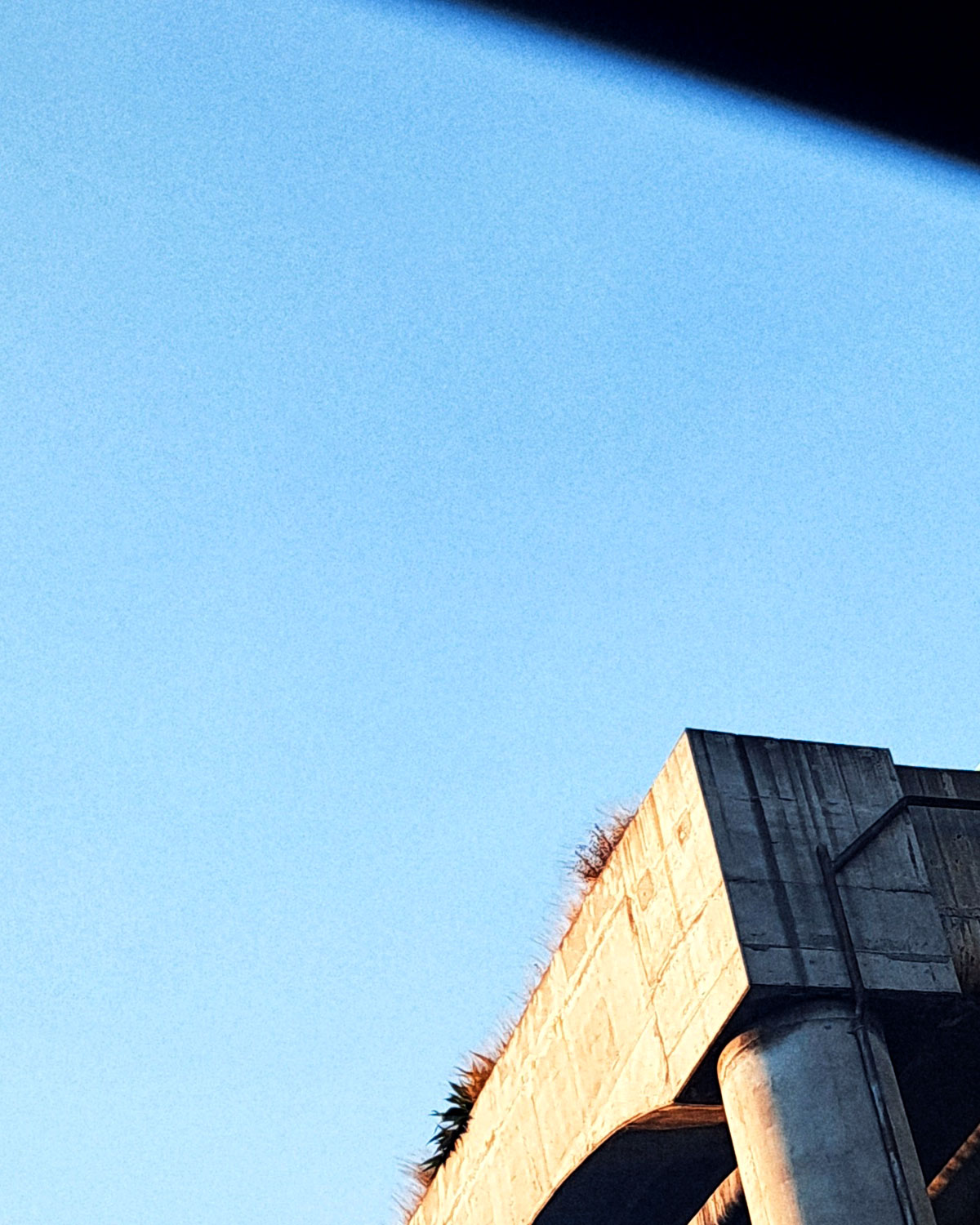 Overhead concrete