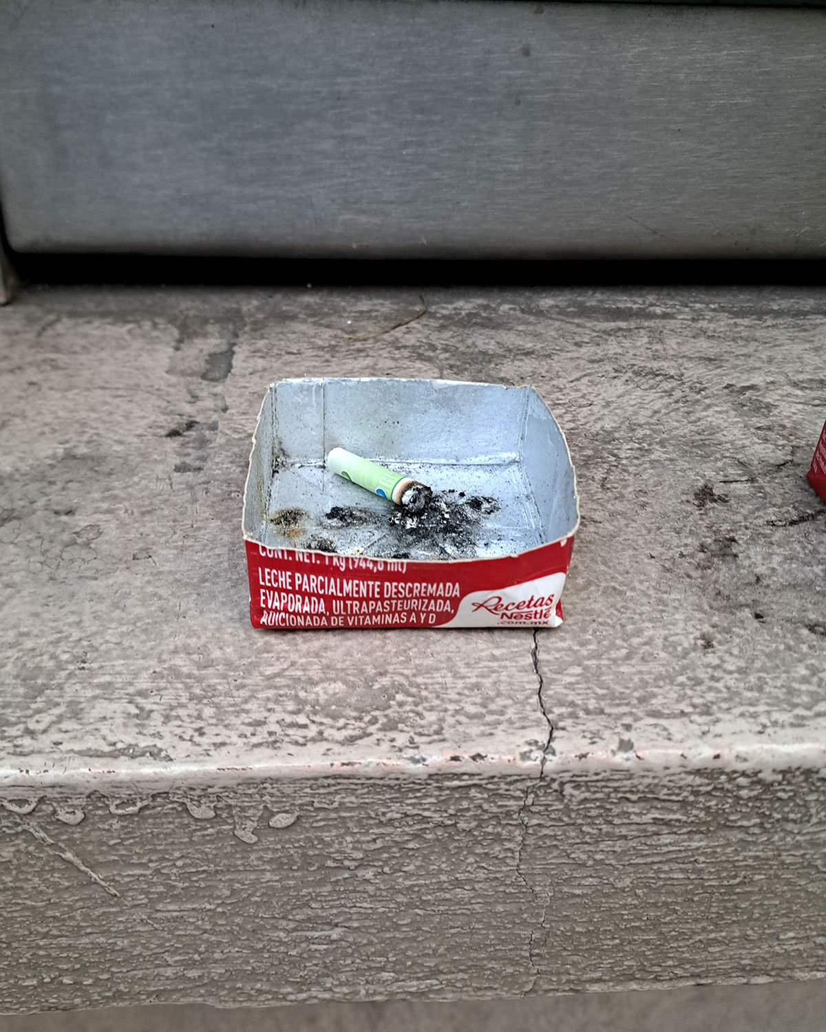 Public DIY ashtrays